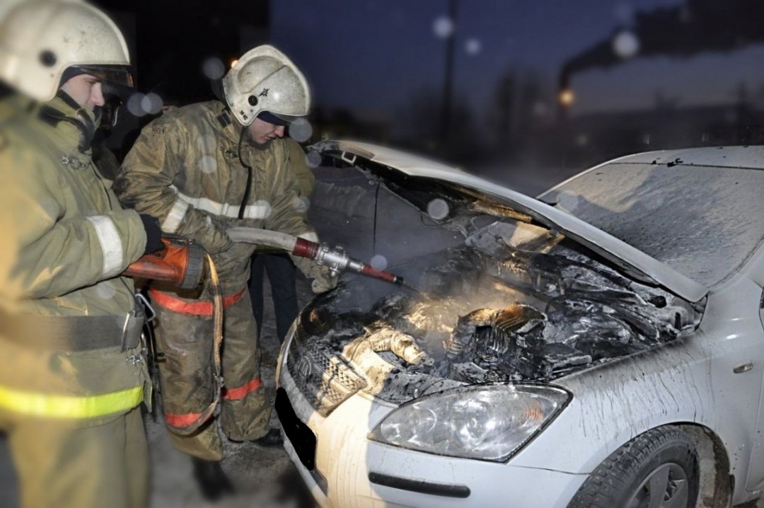 Пожарно-спасательные подразделения ликвидировали пожар в Кемском районе.